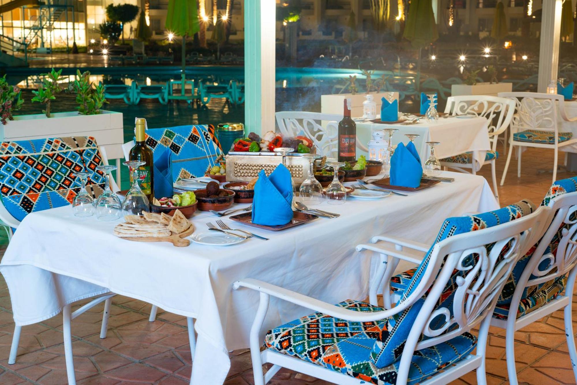 Aurora Oriental Resort Sharm El Sheikh Exterior foto The restaurant